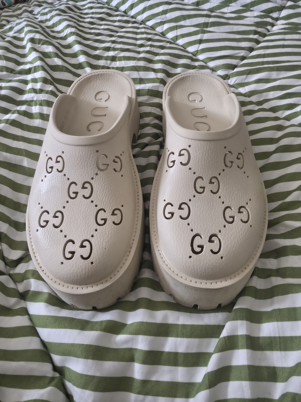 Gucci Cream Logo Clog Shoes Size 42/12